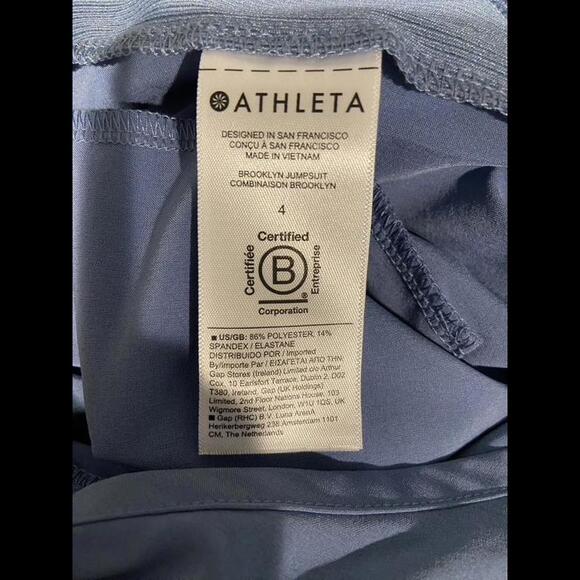 Athleta Brooklyn Jumpsuit in Cottage Blue- size 4 - Picture 10 of 10